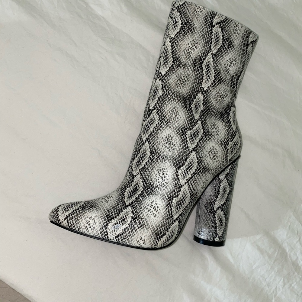 Snake skin Booties
